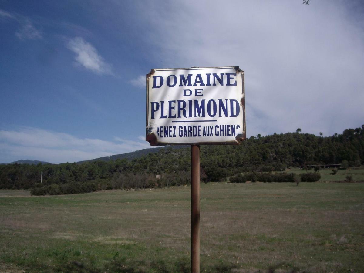 L' Oliveraie De Plérimond Aups Esterno foto